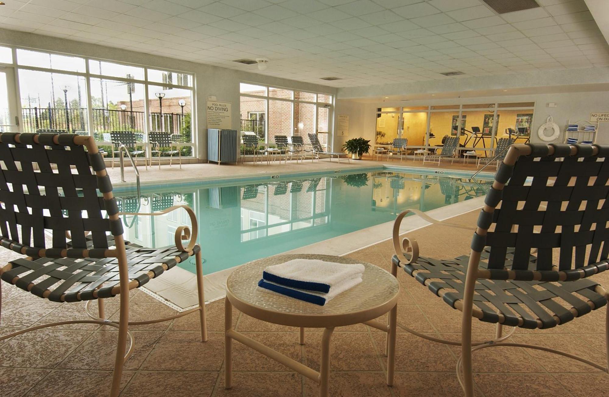 Hampton Dulles/cascades 3*