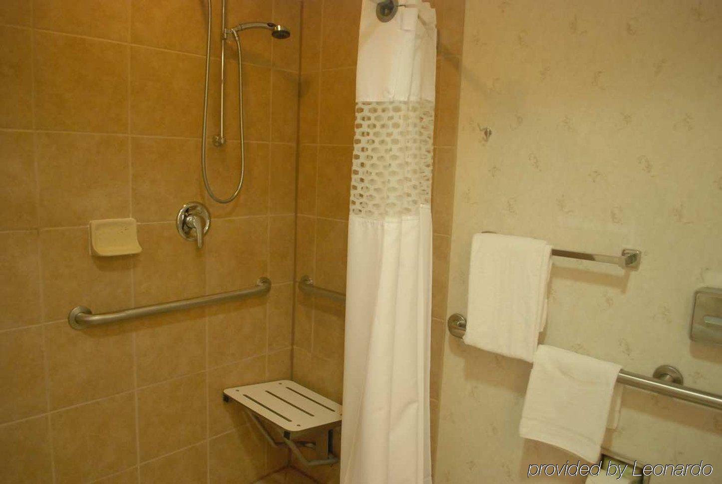 Hampton Dulles/cascades Hotel Sterling