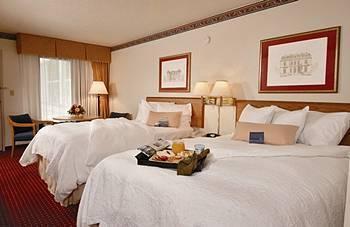 Hampton Dulles/cascades Hotel